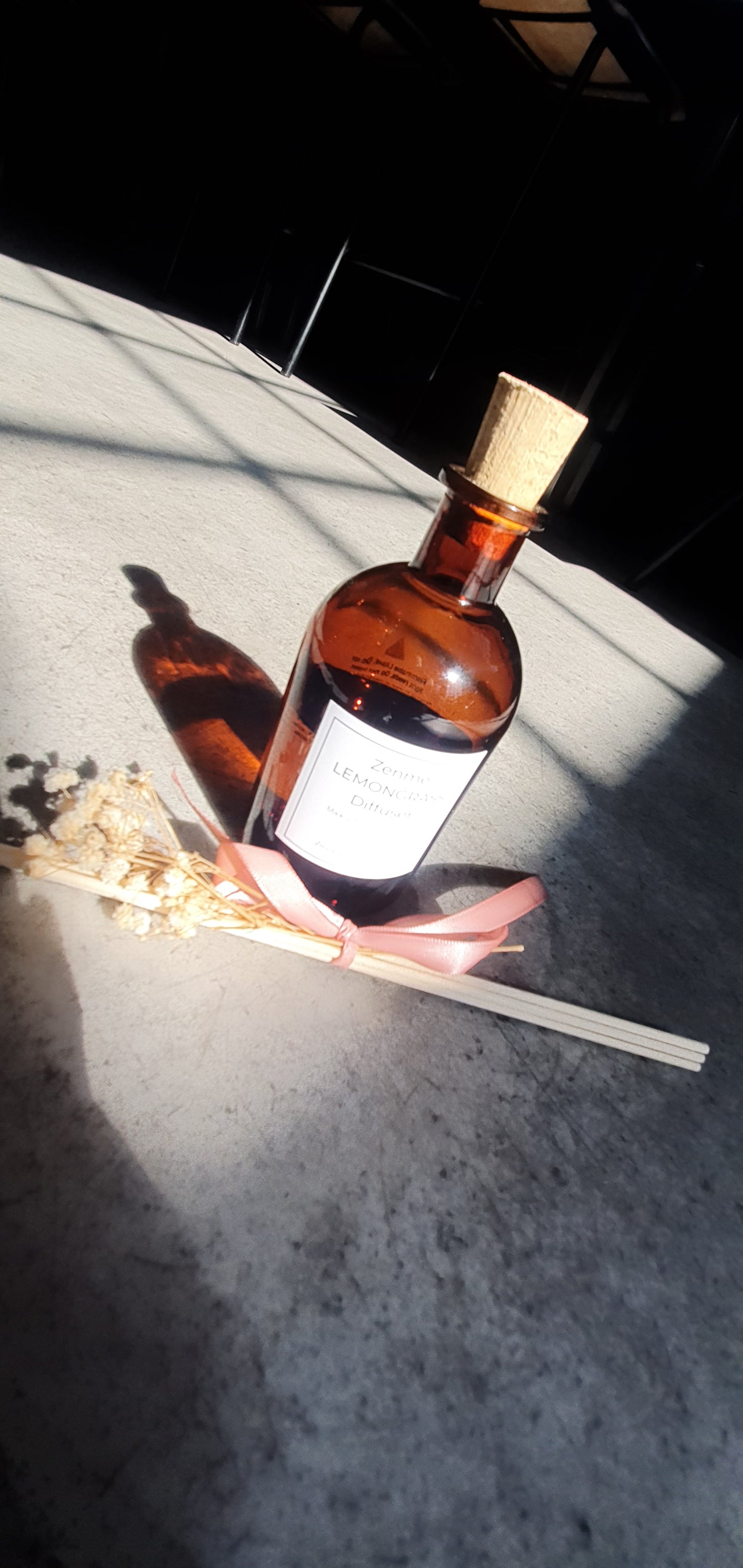 Zenme Lemongrass Reed Diffuser with Essential Oil